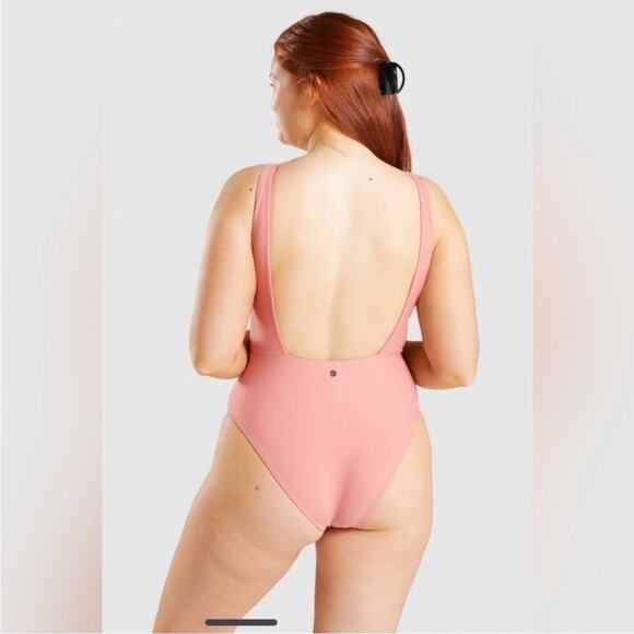Gymshark one piece size S - Picture 2 of 5